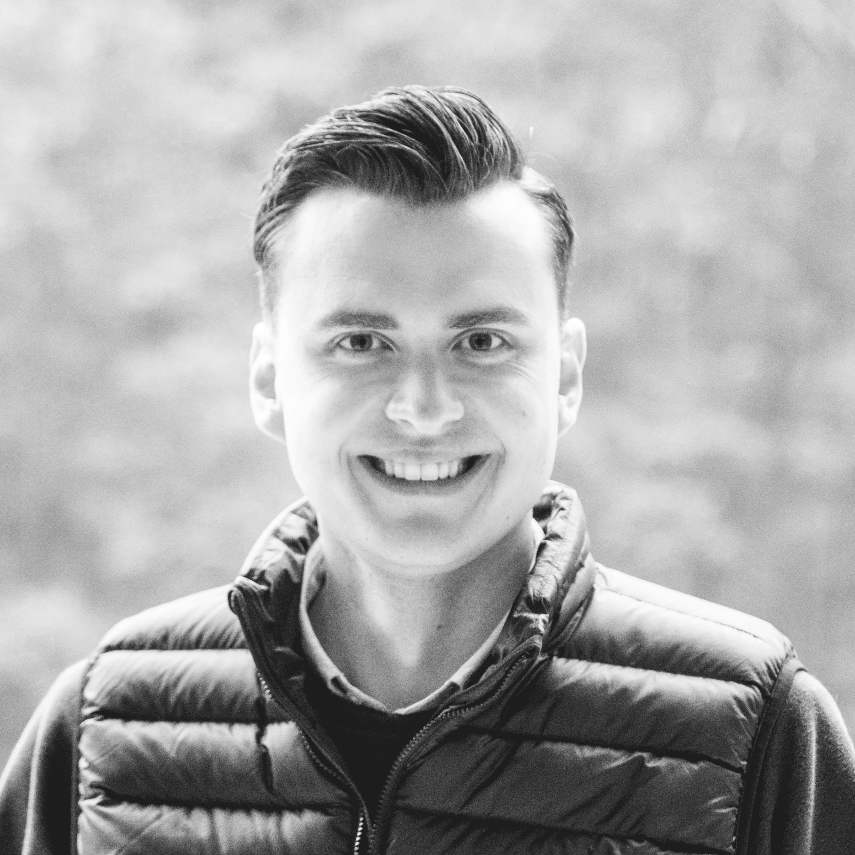 Peter Court headshot